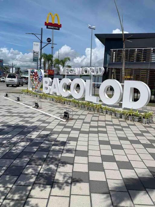 1Br With Extra Room At One Regis- Megaworld Bacolod Ngoại thất bức ảnh