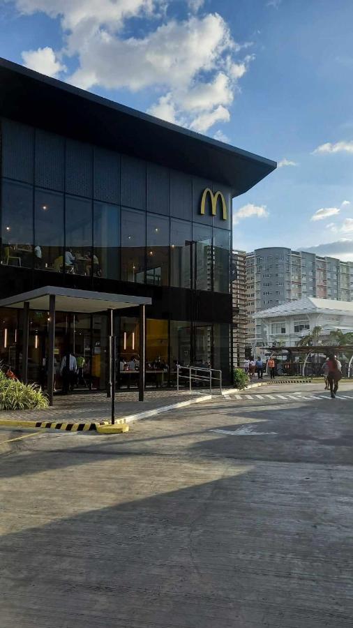 1Br With Extra Room At One Regis- Megaworld Bacolod Ngoại thất bức ảnh
